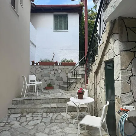 The Village Avli Upper Apartment