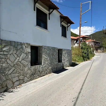 Apartment The Village Avli Upper